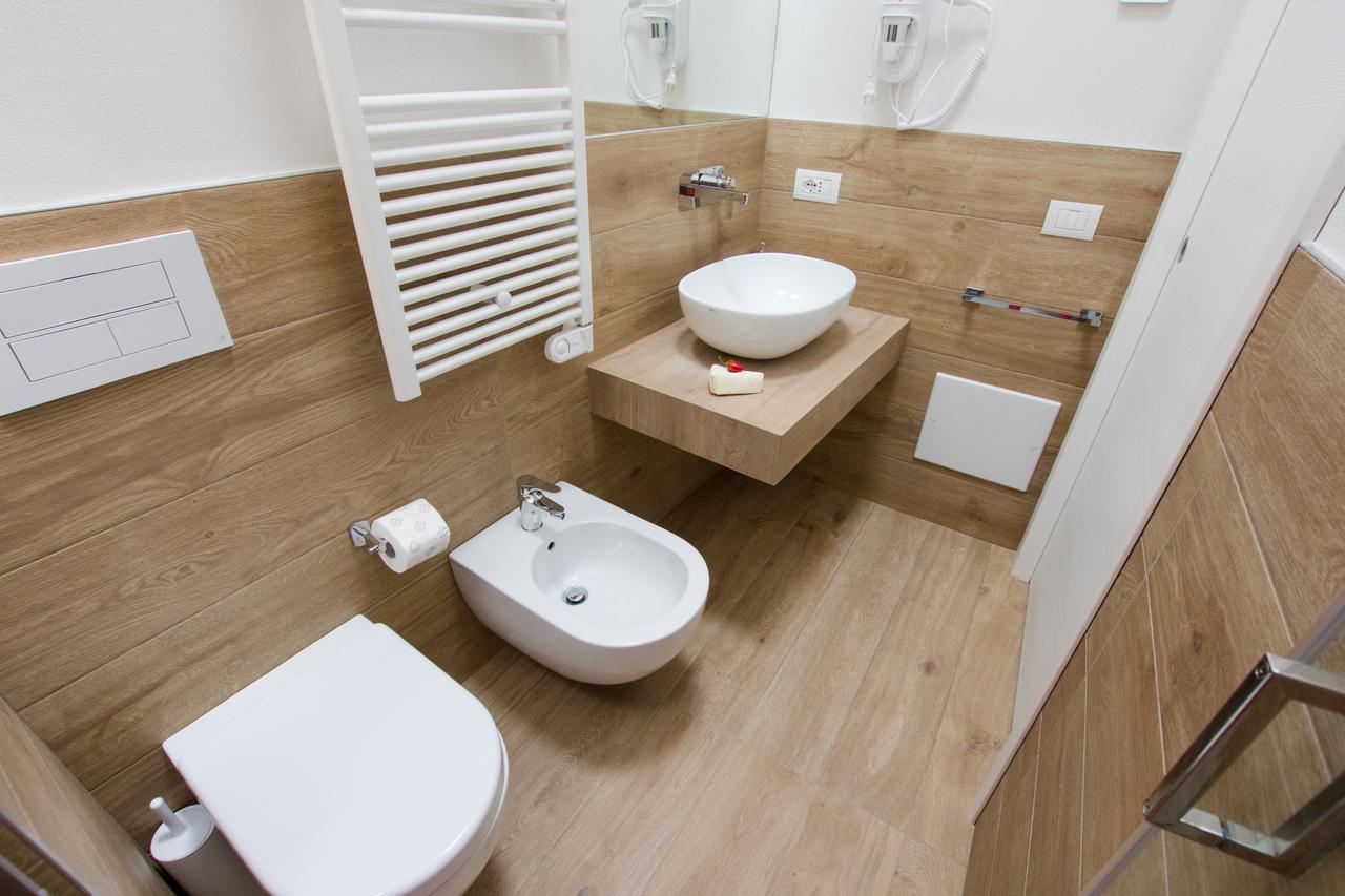 אלטאמורה Quarto Latino B&B מראה חיצוני תמונה